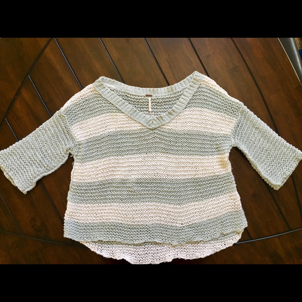Free People 3/4 Sleeve Sweater Size M